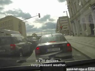 Czechtaxi násobok samice orgazmus v the zadné sedadlo