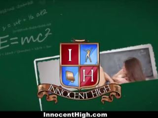 Innocenthigh - gjoksmadhe mësuesit asistent merr njëpasnjëshëm