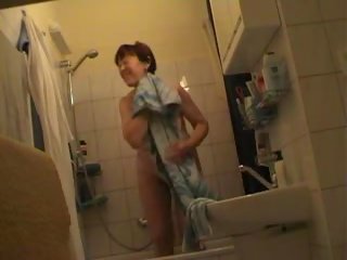 捷克語 成熟 媽媽我喜歡操 jindriska 充分 裸體 在 浴室