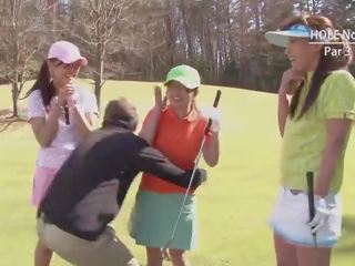 Erika hiramatsu nimmt zwei vereine nach golf -uncensored jav-