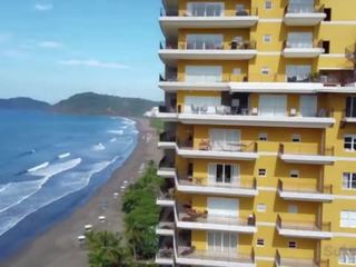 Sikiş on the penthouse balcony in jaco pläž costa rica &lpar; andy savage & sukisukigirl &rpar;