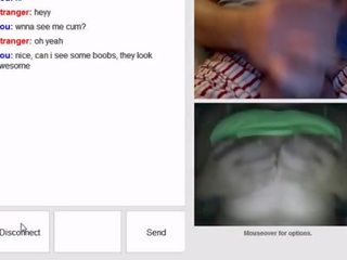 Chatroulette Green Bra Showoff