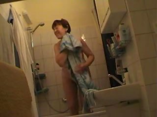 Czech Mature Milf Jindriska Fully Nude In Bathroom