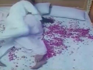 Hot Young Couple First Night Romance Latest Videos - YouTube